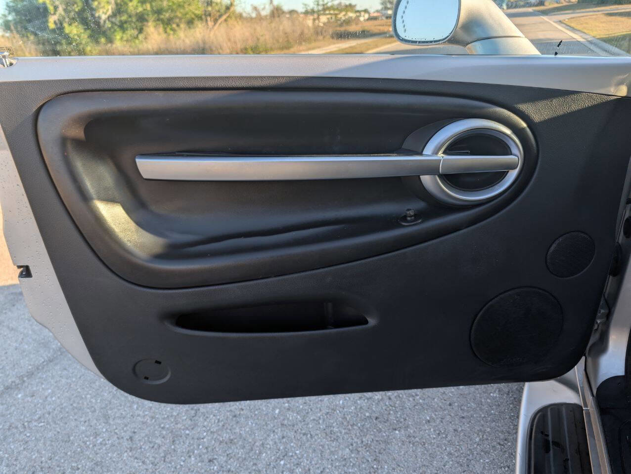 Used 2004 Chevrolet SSR w/ Preferred Equipment Group image 10