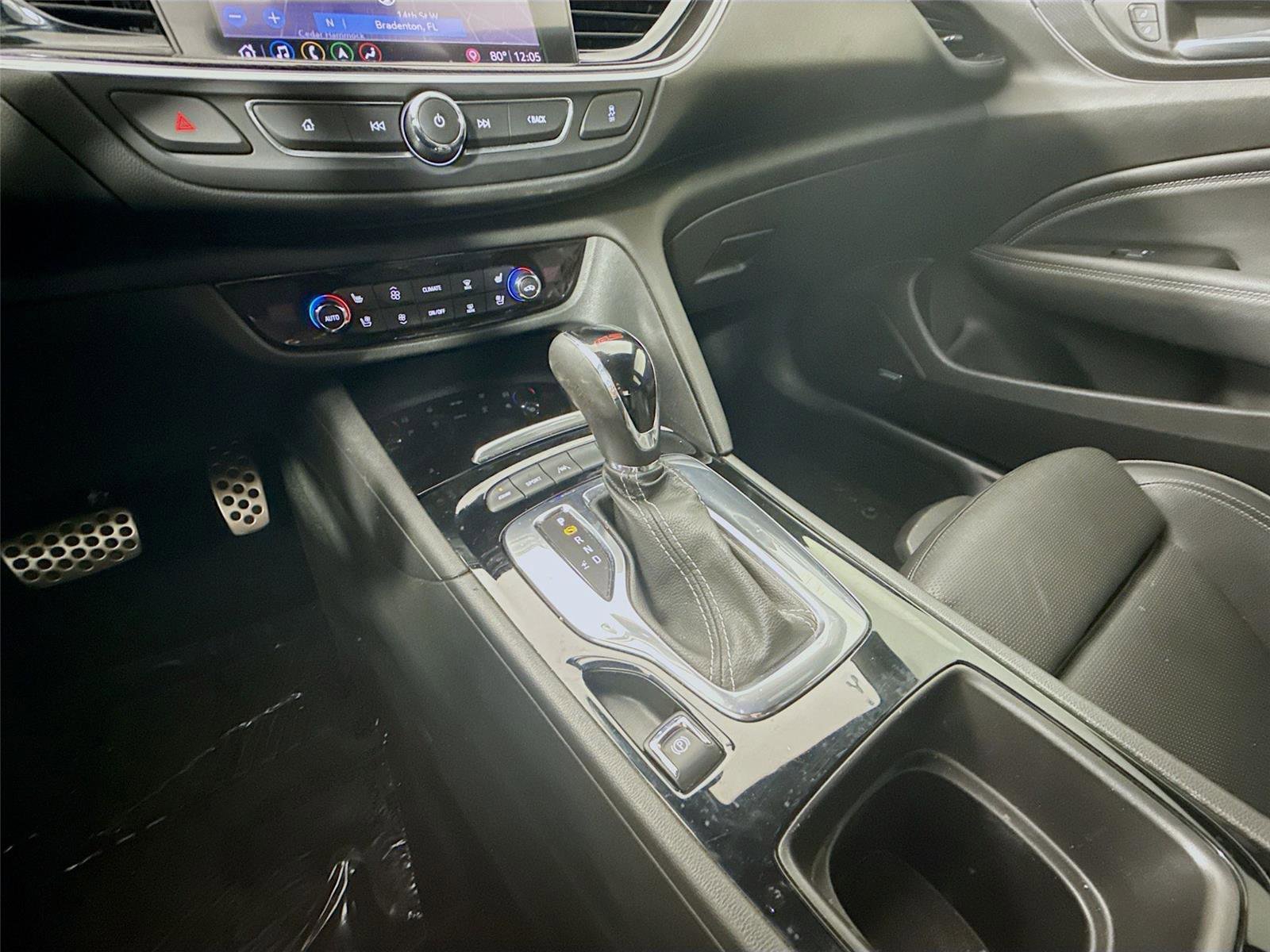 Used 2018 Buick Regal GS w/ Driver Confidence Package #2 image 15