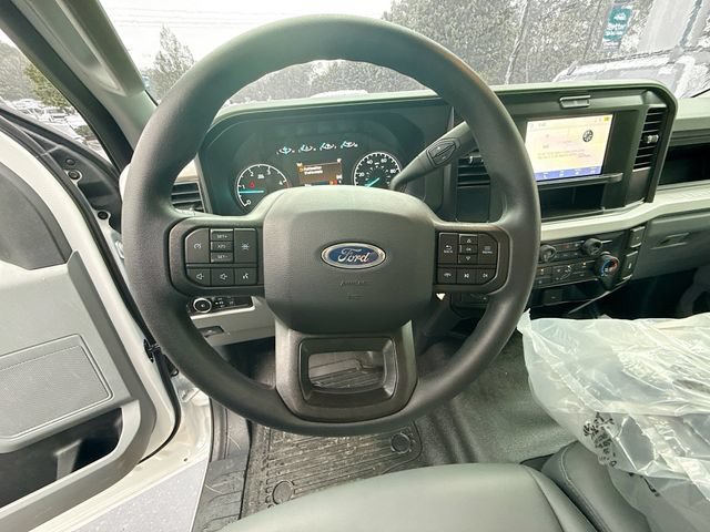 New 2026 Ford F550 4x4 Regular Cab Super Duty image 13