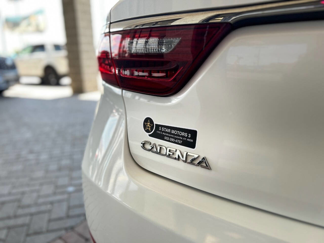Used 2017 Kia Cadenza Premium FWD image 17