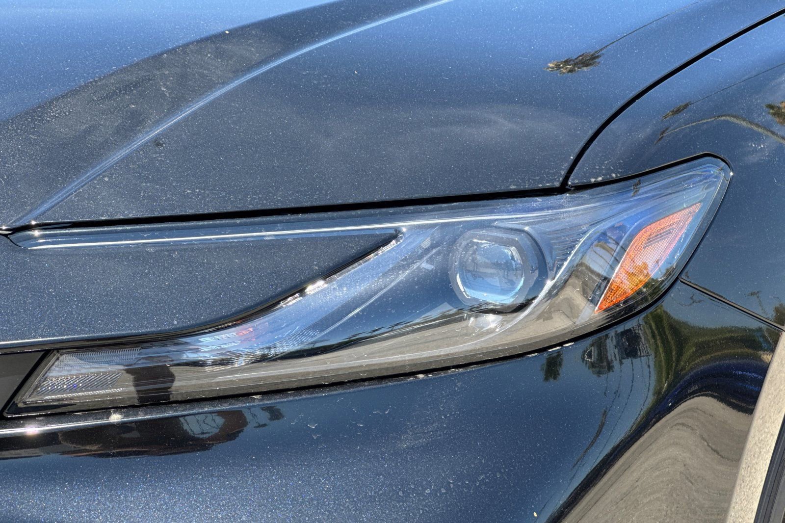 New 2026 Toyota Camry Hybrid FWD image 30