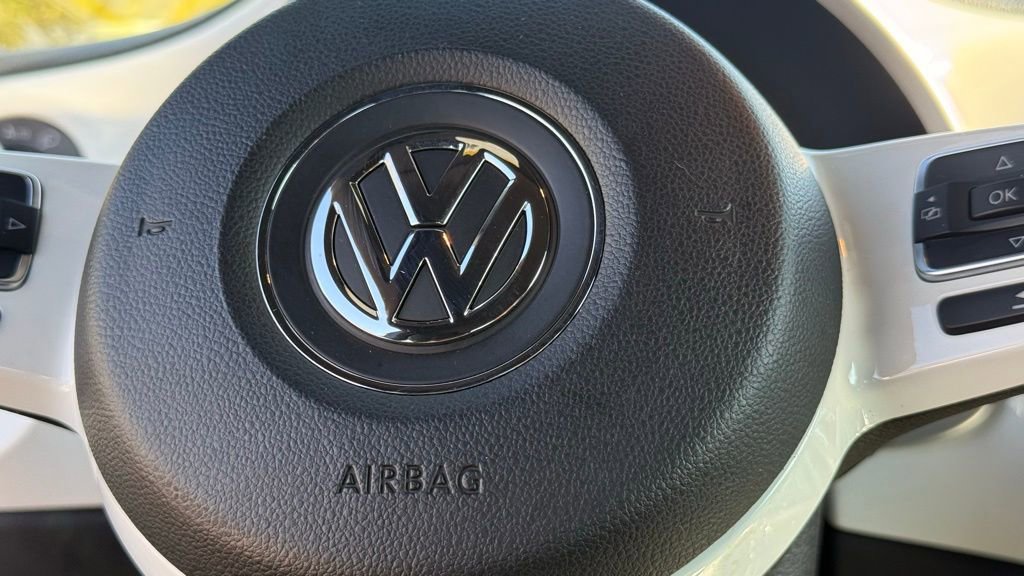 Used 2017 Volkswagen Beetle 1.8T SE FWD image 18