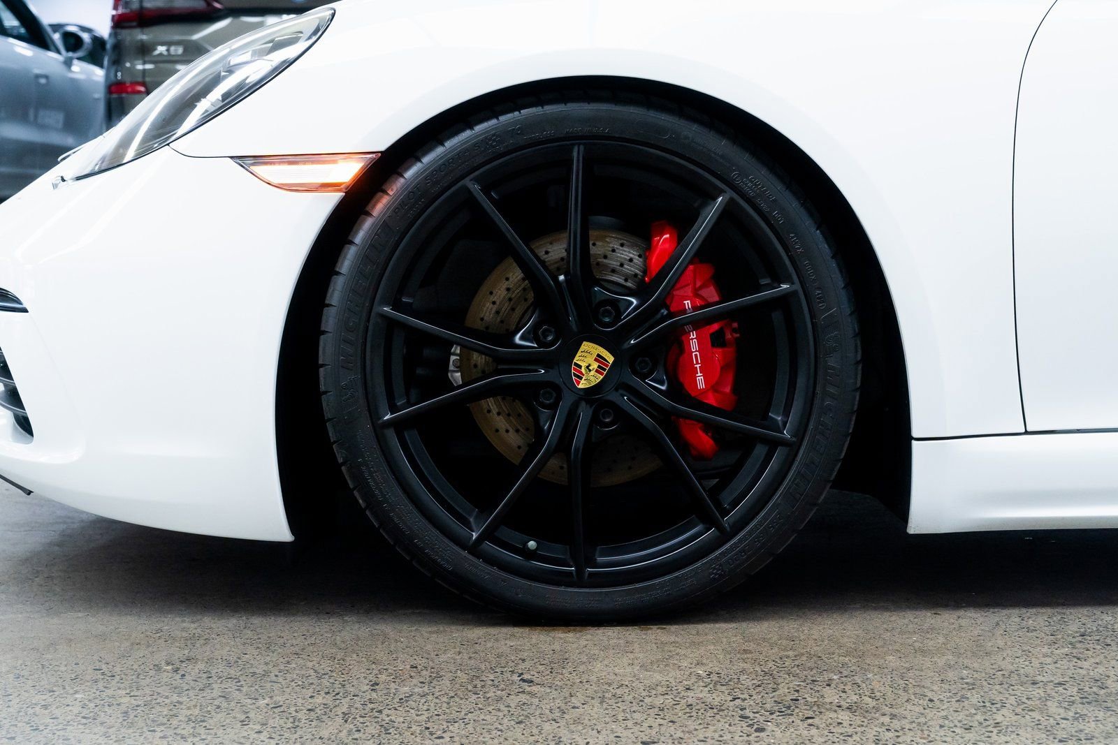 Used 2018 Porsche 718 Cayman S image 7