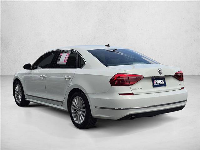Used 2017 Volkswagen Passat 1.8T SE FWD image 5