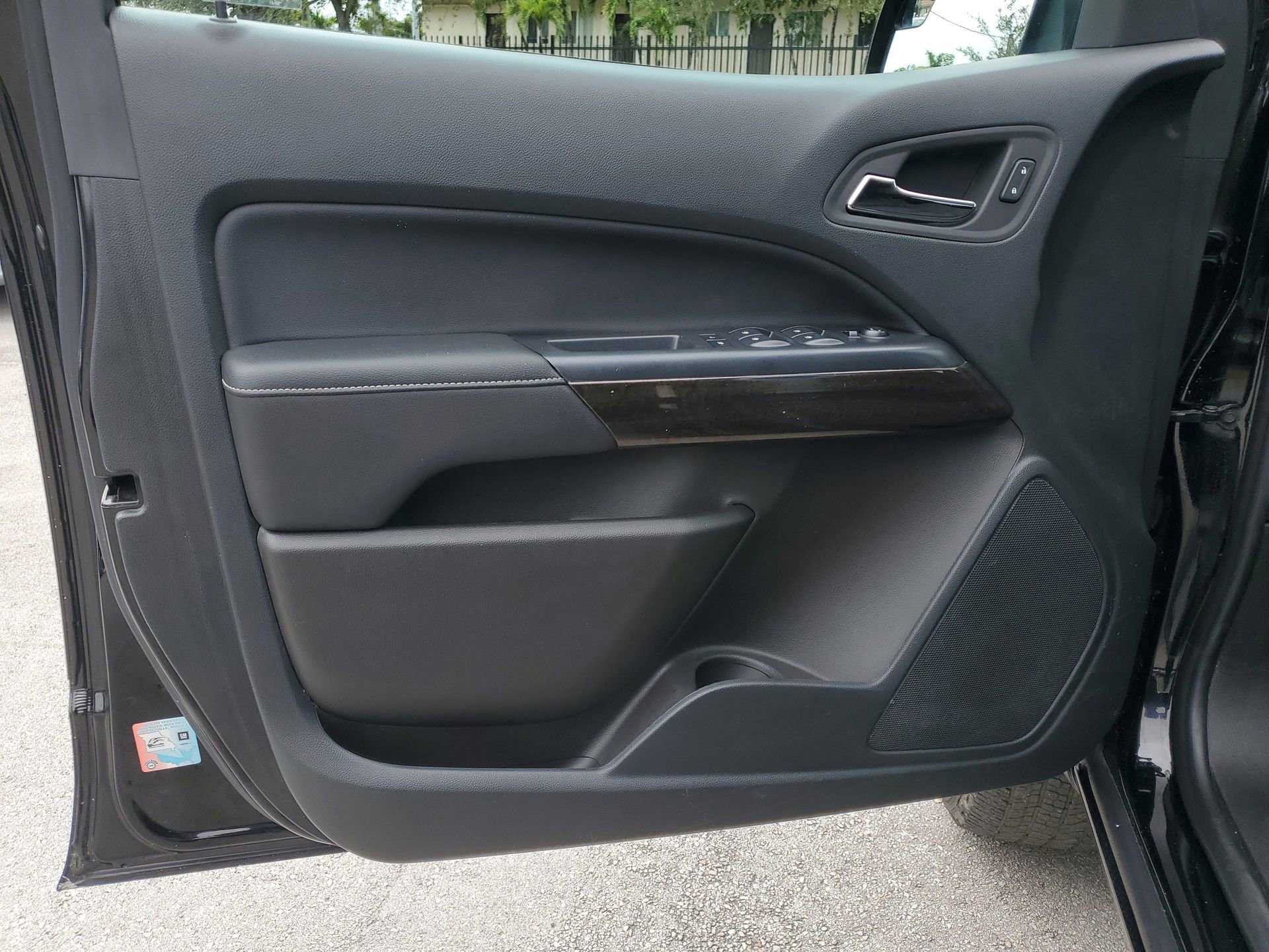 Certified 2022 GMC Canyon Elevation w/ Trailering Package image 23