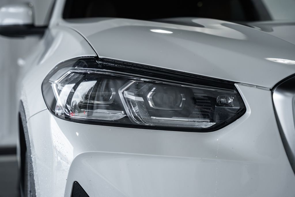 Used 2022 BMW X3 xDrive30i w/ Premium Package image 13