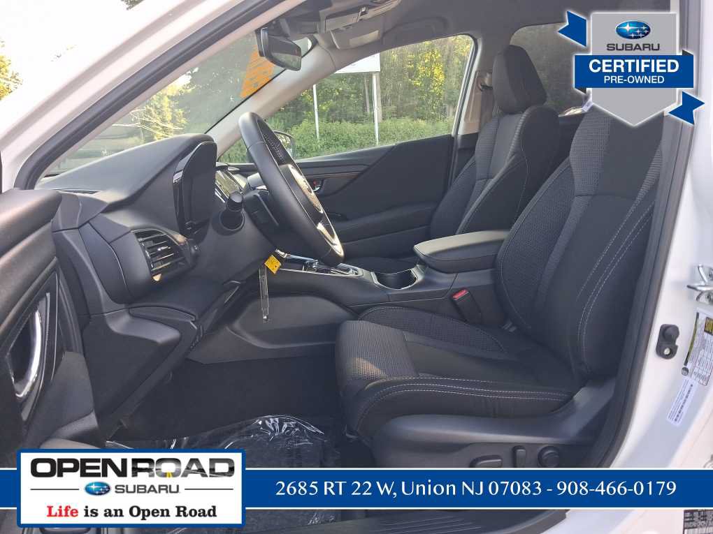 Used 2025 Subaru Outback Premium AWD/4WD image 29