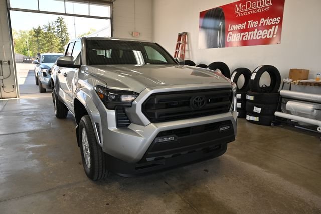 New 2026 Toyota Tacoma SR5 AWD/4WD image 3