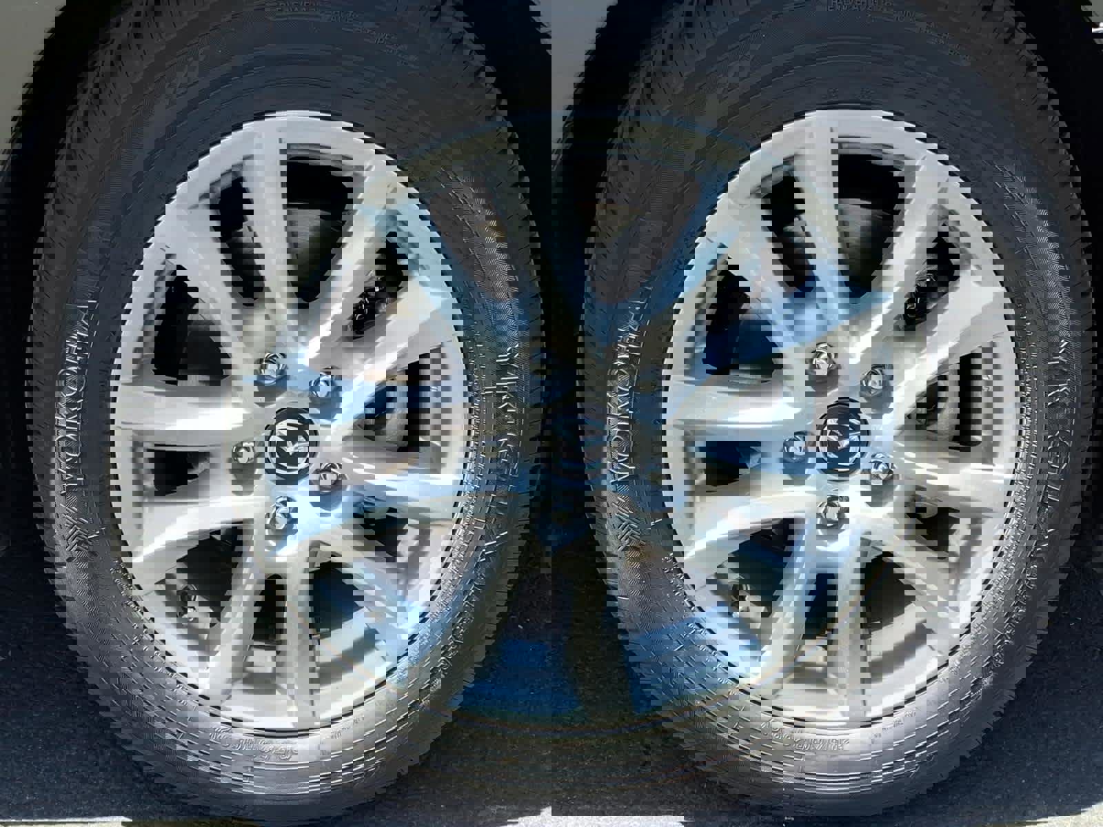 Used 2014 MAZDA MAZDA3 i Grand Touring FWD image 9