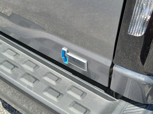 Used 2025 Ford F150 Lightning Flash AWD/4WD image 6