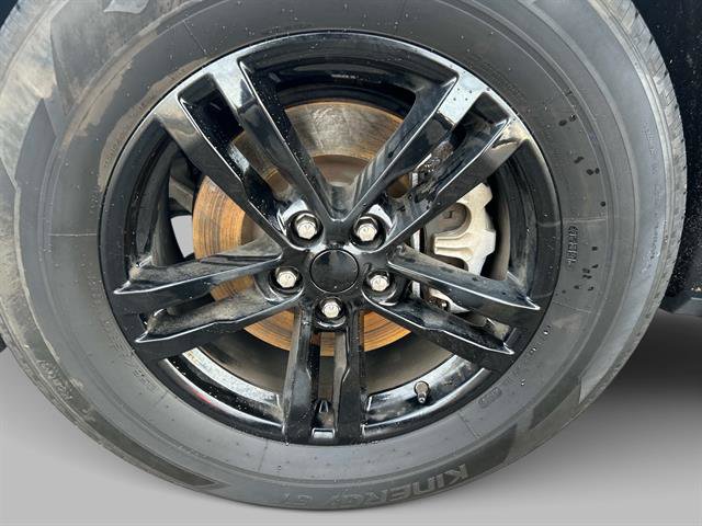 Used 2023 Ford Explorer XLT w/ Equipment Group 202A image 9