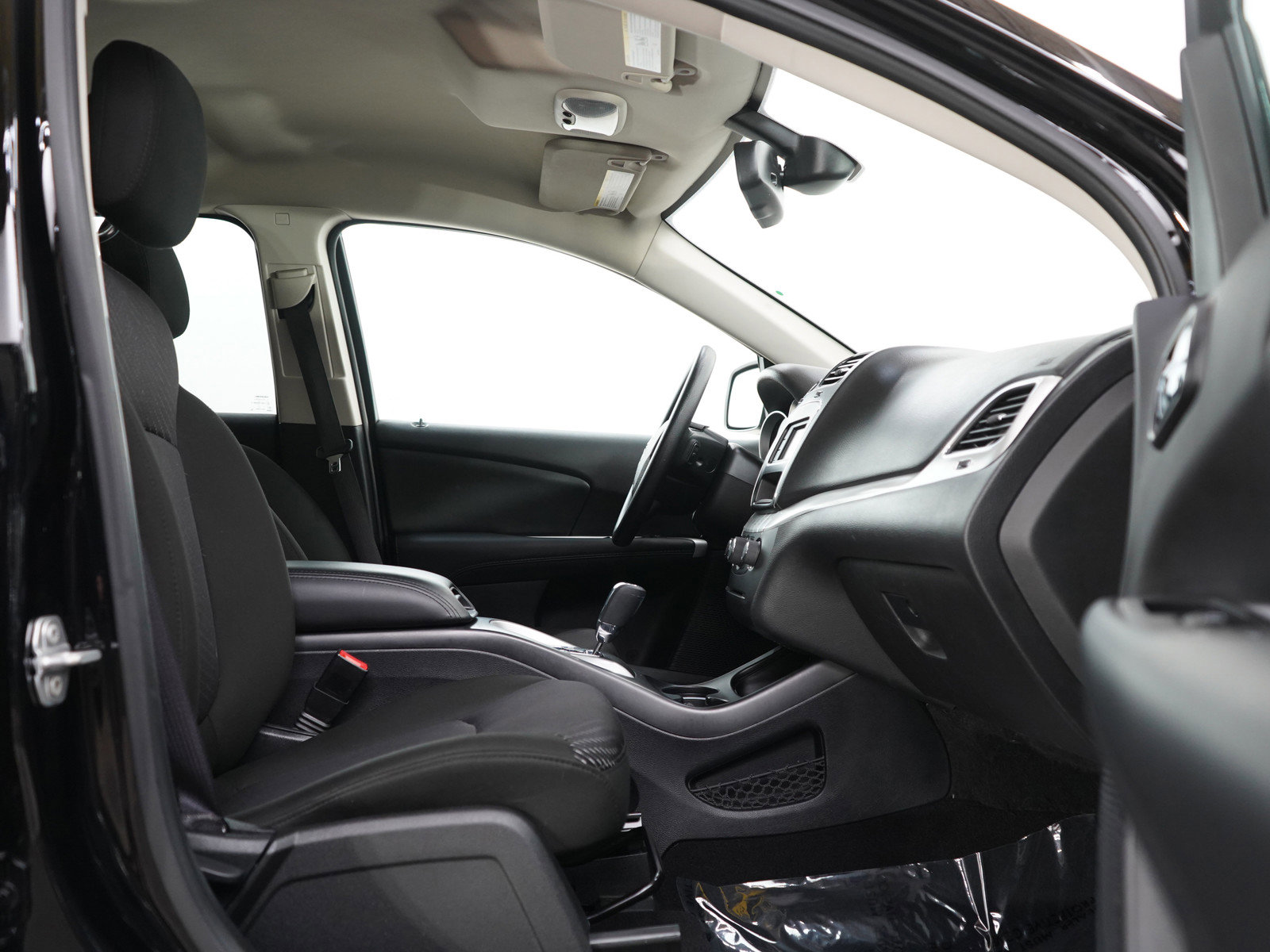 Used 2020 Dodge Journey SE FWD image 11