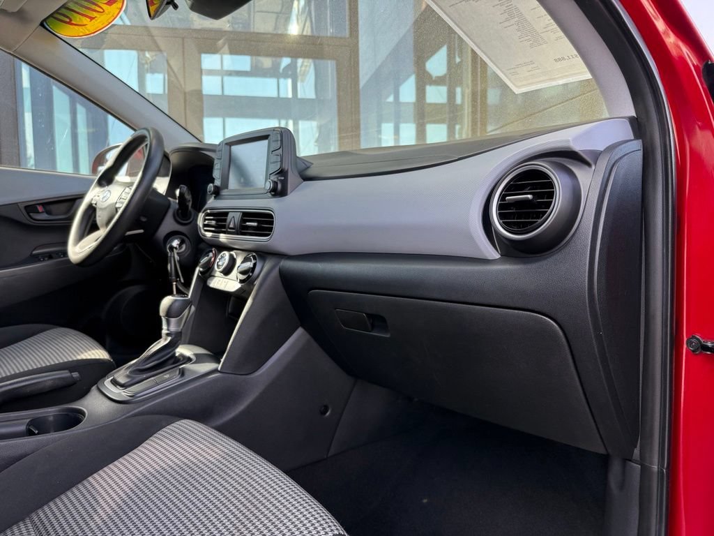 Used 2019 Hyundai Kona SE FWD image 16