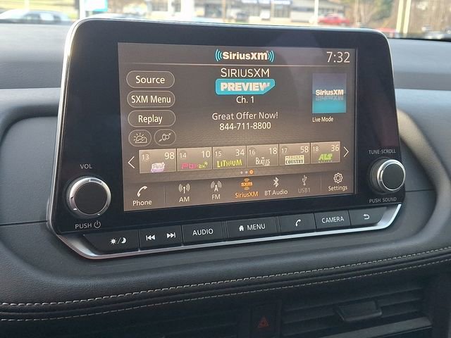 Used 2024 Nissan Rogue S image 16