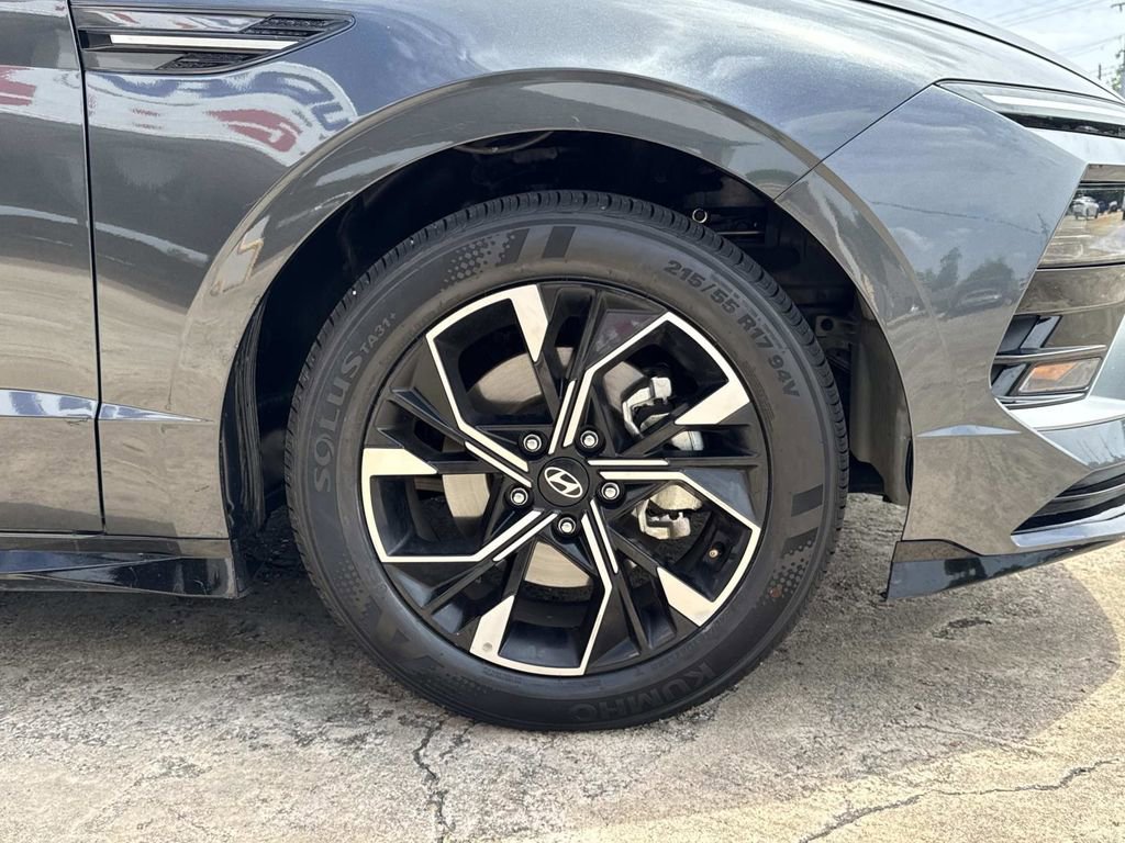 Used 2025 Hyundai Sonata SEL FWD image 17