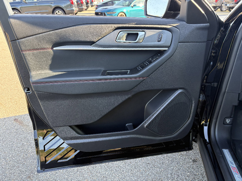 New 2026 Ford Explorer ST-Line AWD/4WD image 29