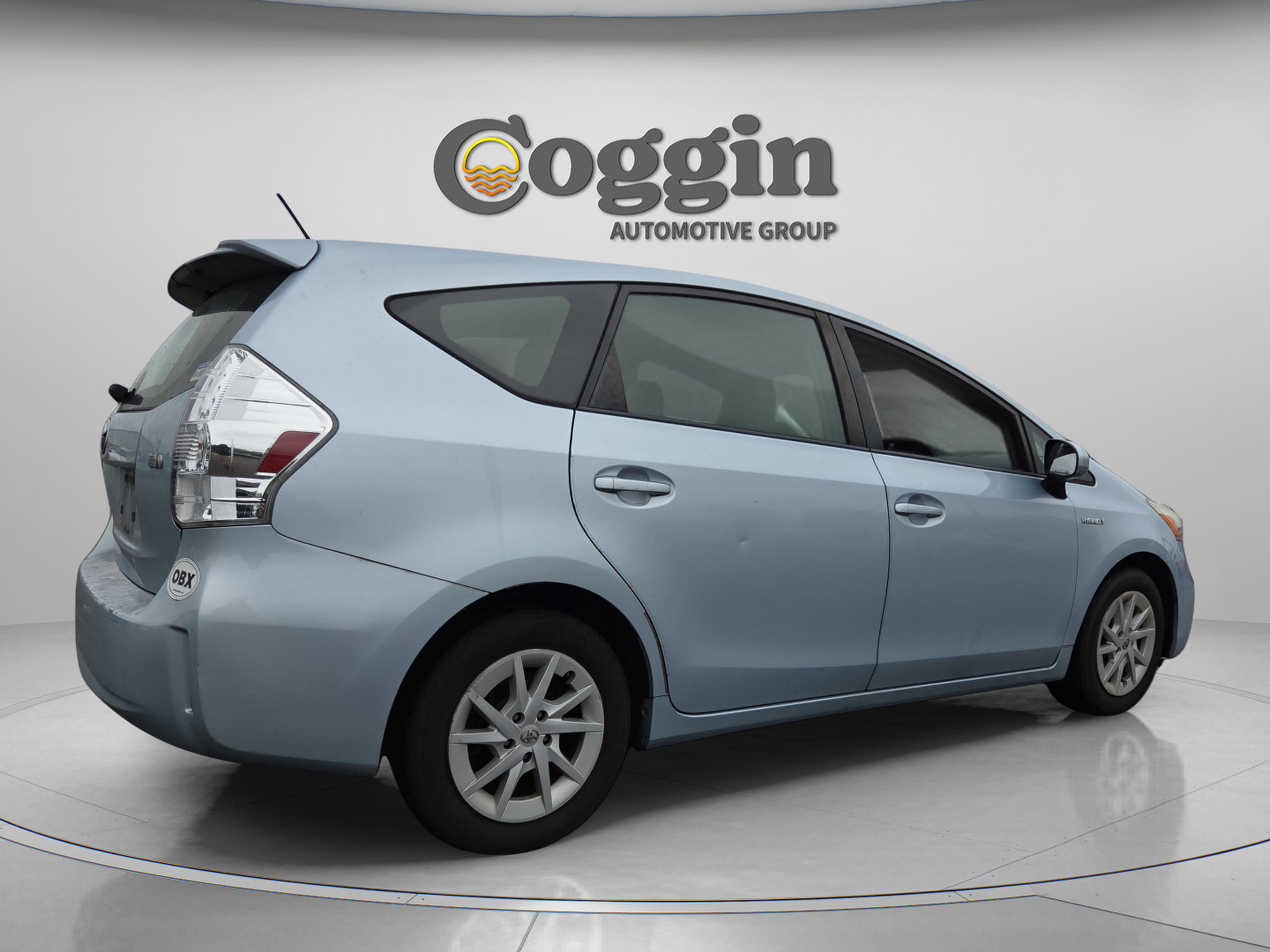 Used 2014 Toyota Prius V Three image 5