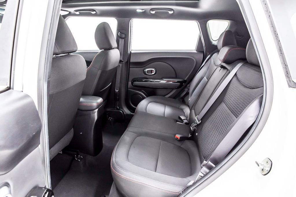 Used 2014 Kia Soul + image 28