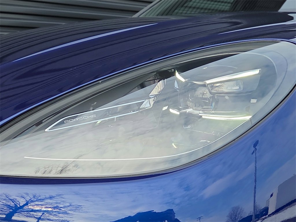 New 2026 Porsche Macan Turbo image 25