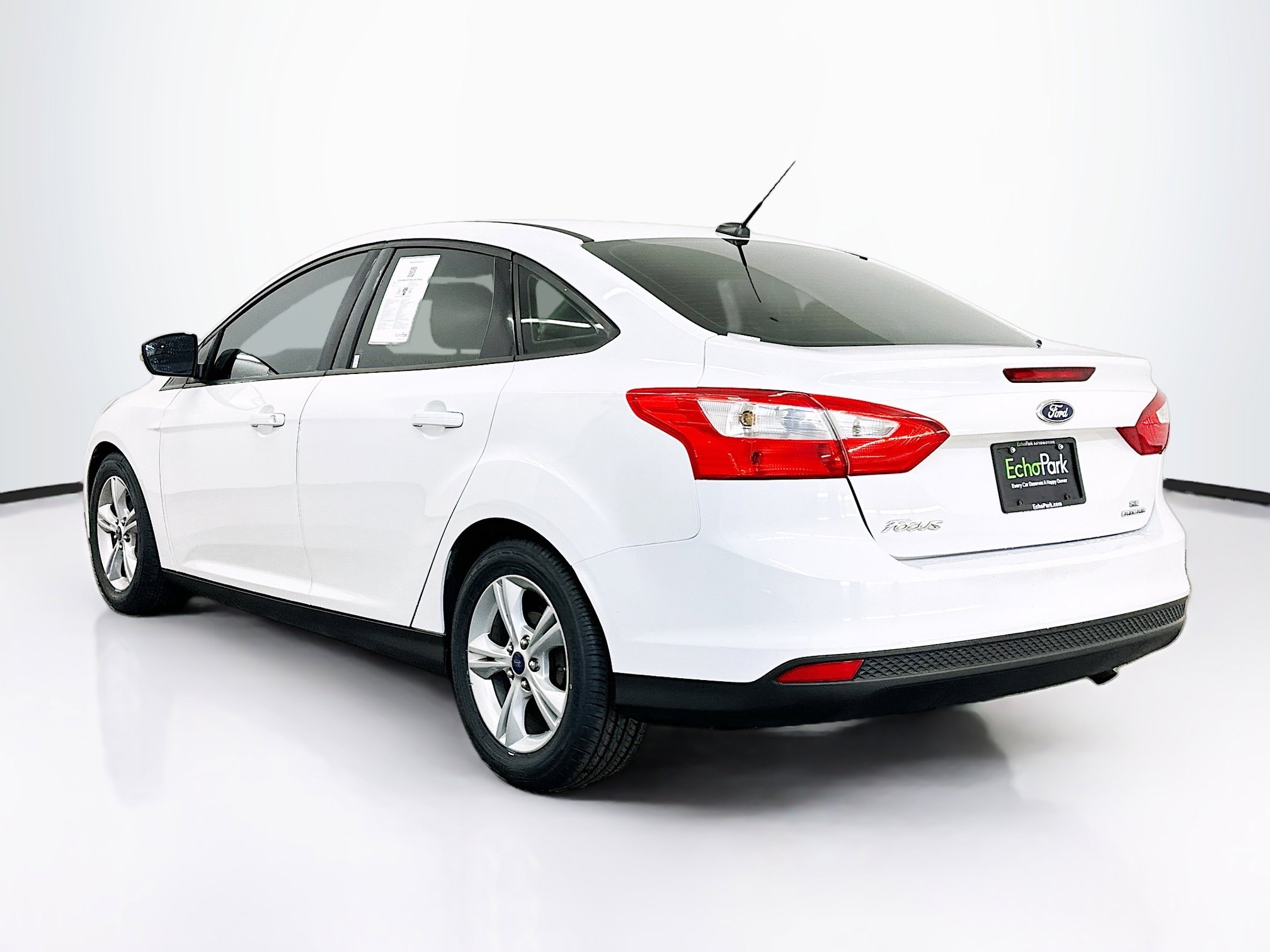 Used 2014 Ford Focus SE image 5