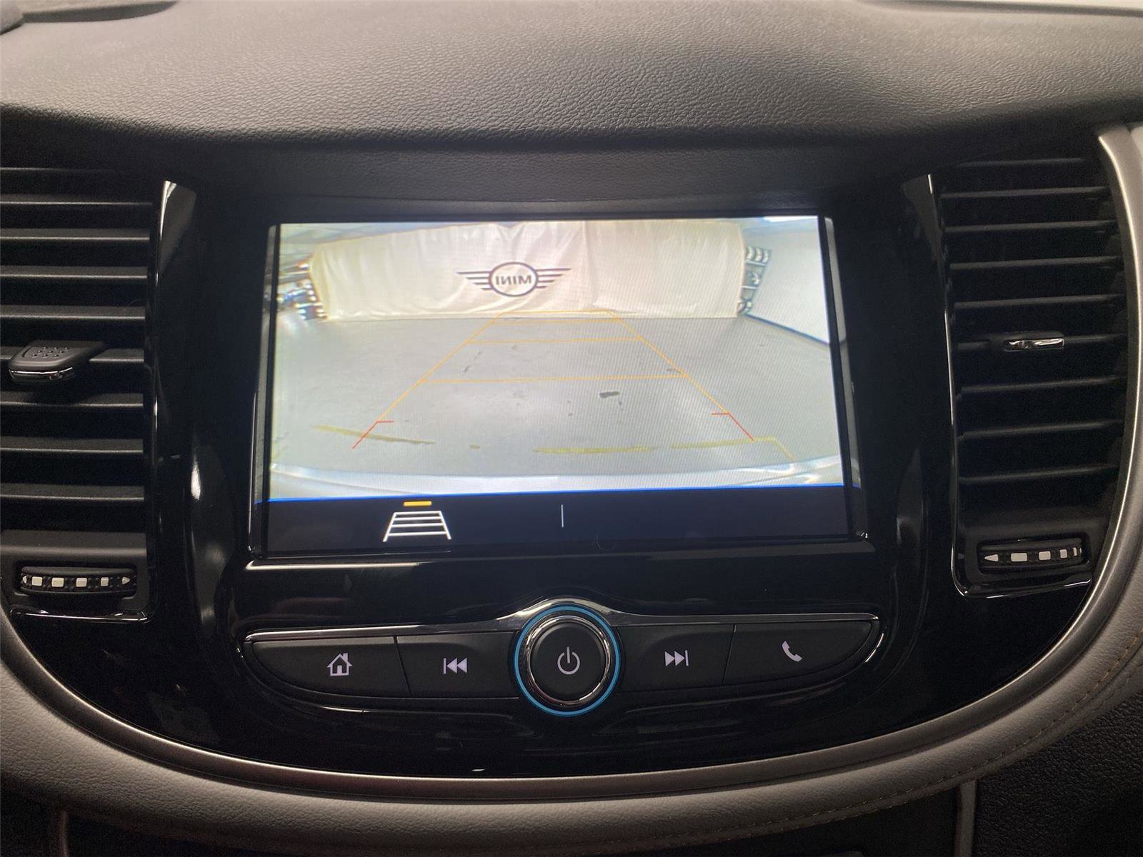 Used 2019 Chevrolet Trax LS w/ Tint and Cruise Package AWD/4WD image 26