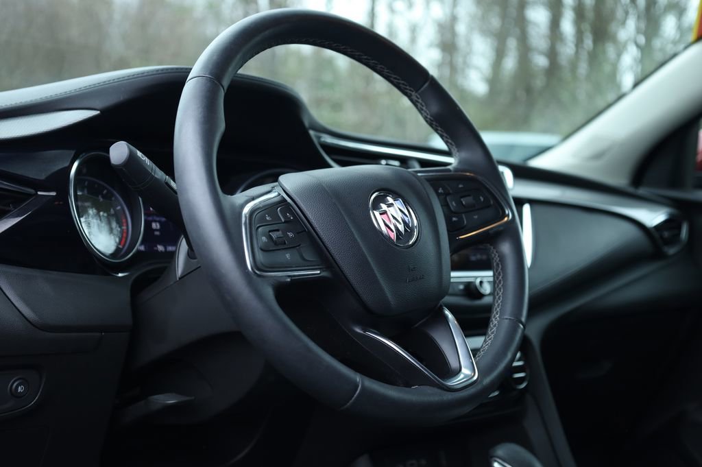Used 2023 Buick Encore GX Select w/ Sport Touring Package image 29