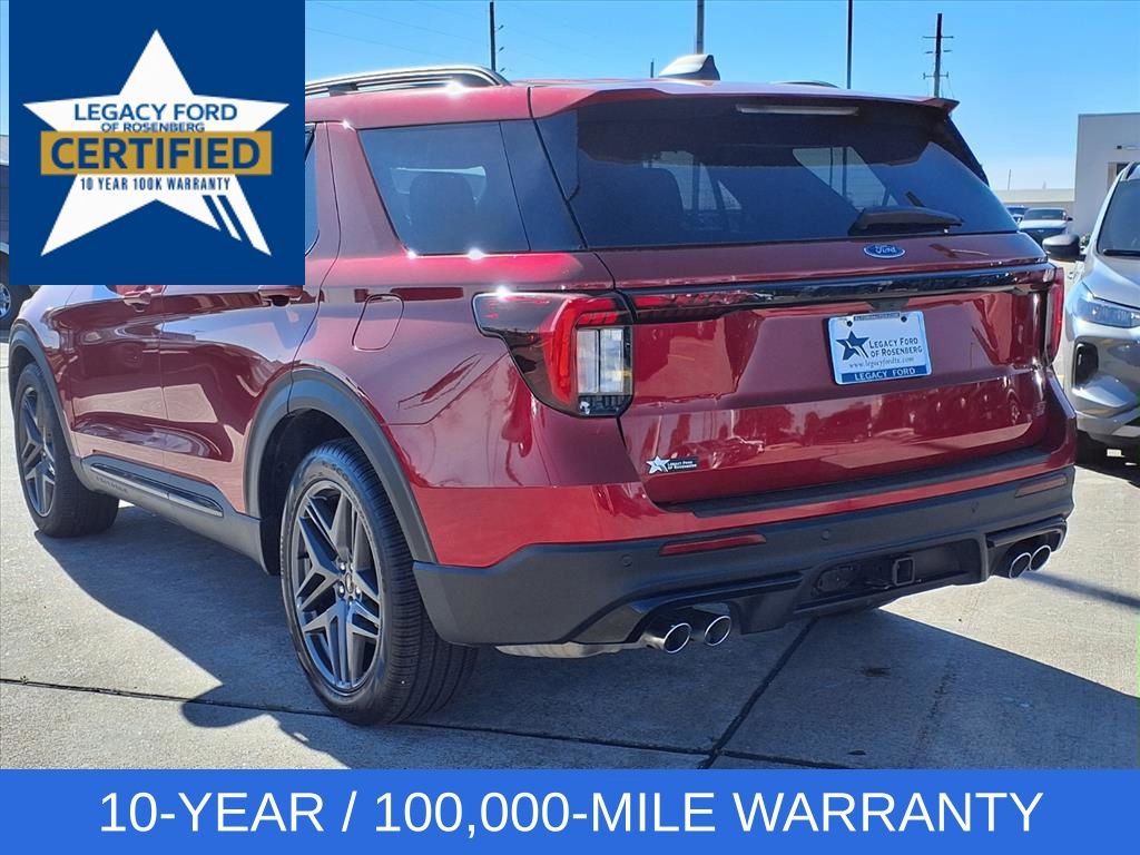 Used 2025 Ford Explorer ST image 4