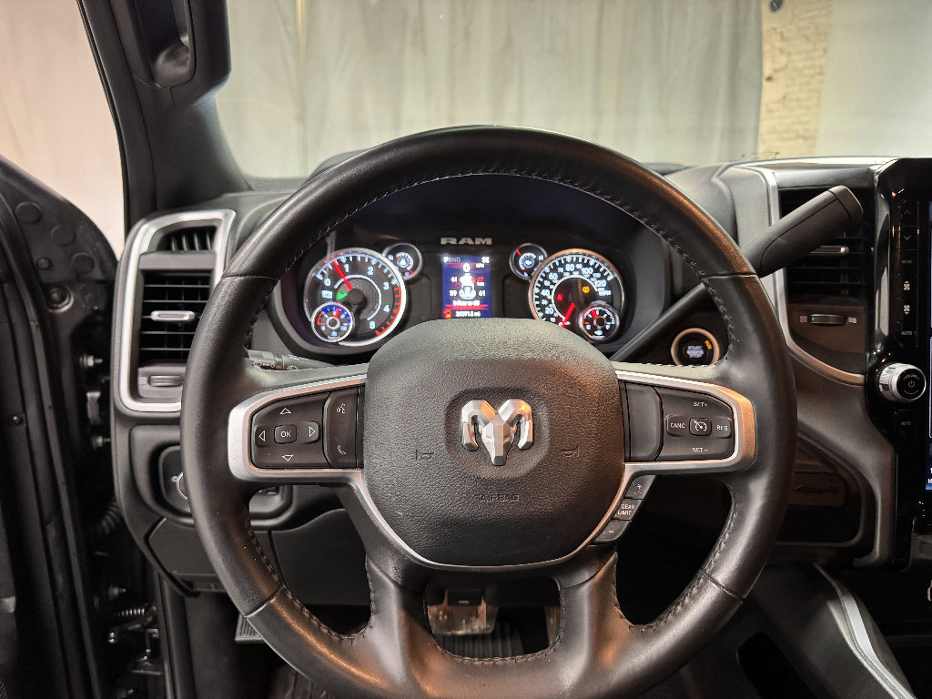 Used 2024 RAM 2500 Big Horn w/ Night Edition AWD/4WD image 26