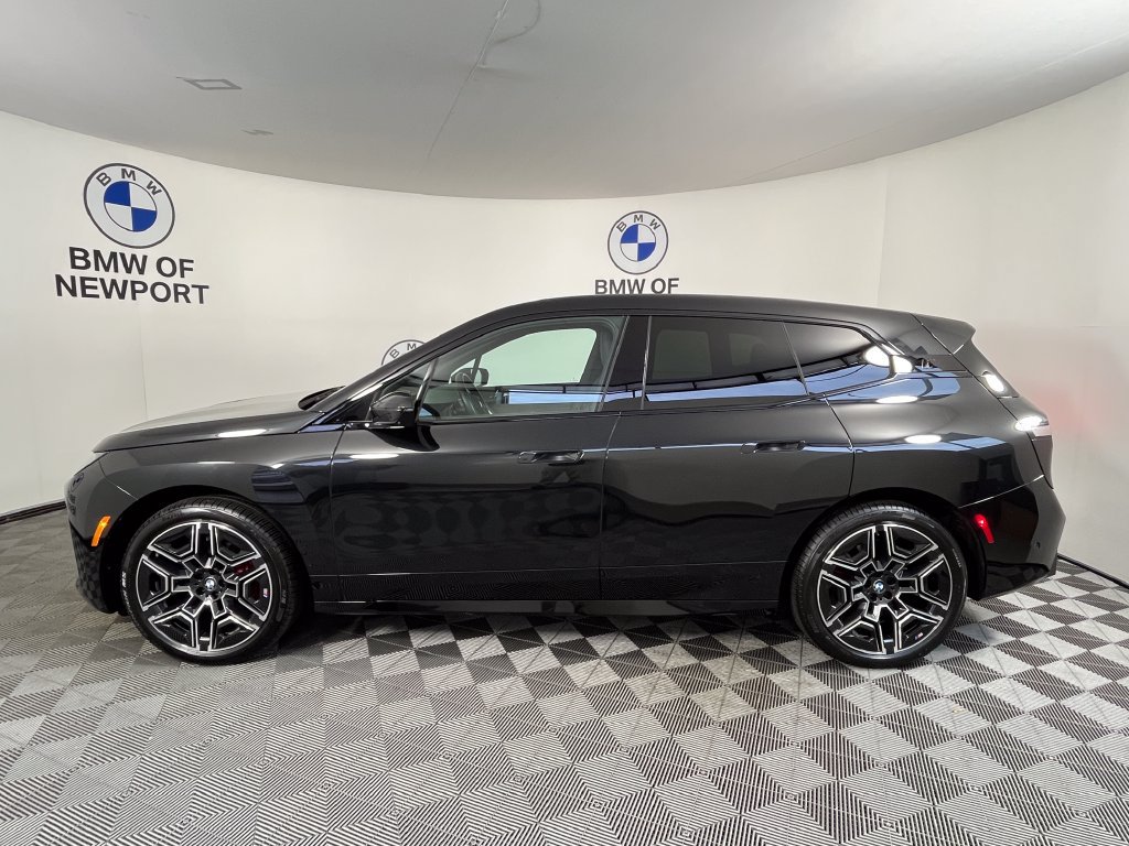 Certified 2026 BMW iX xDrive60 w/ M Sport Package AWD/4WD image 13