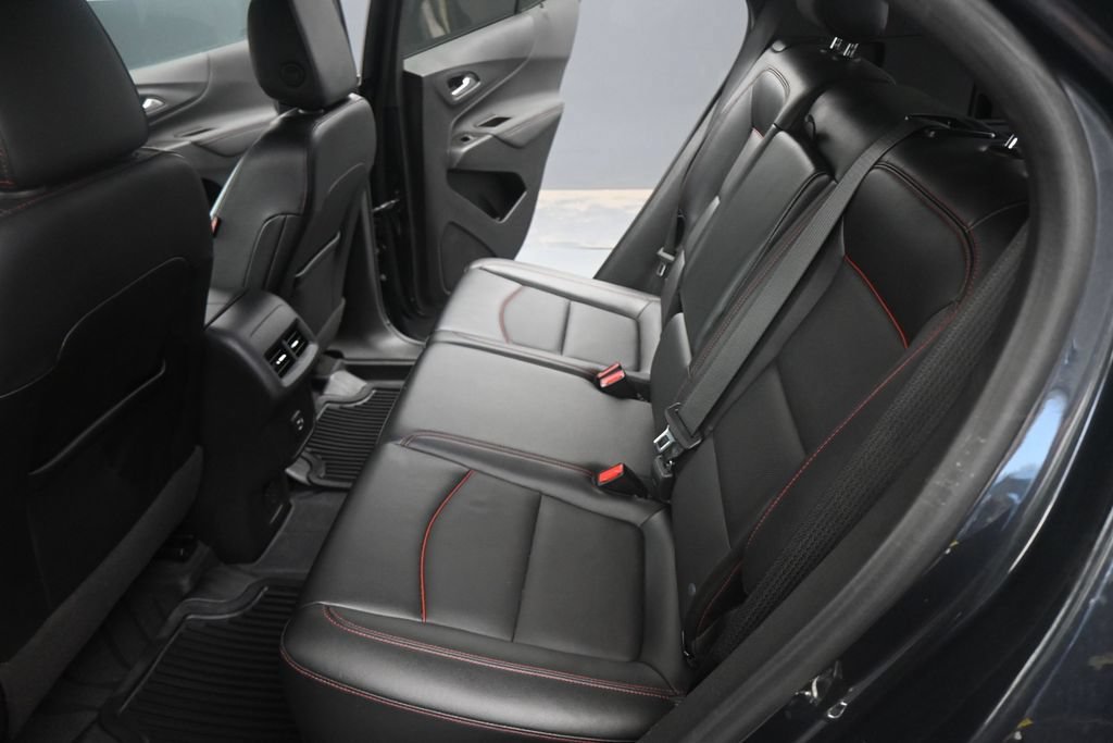Used 2023 Chevrolet Equinox RS w/ RS Leather Package FWD image 20