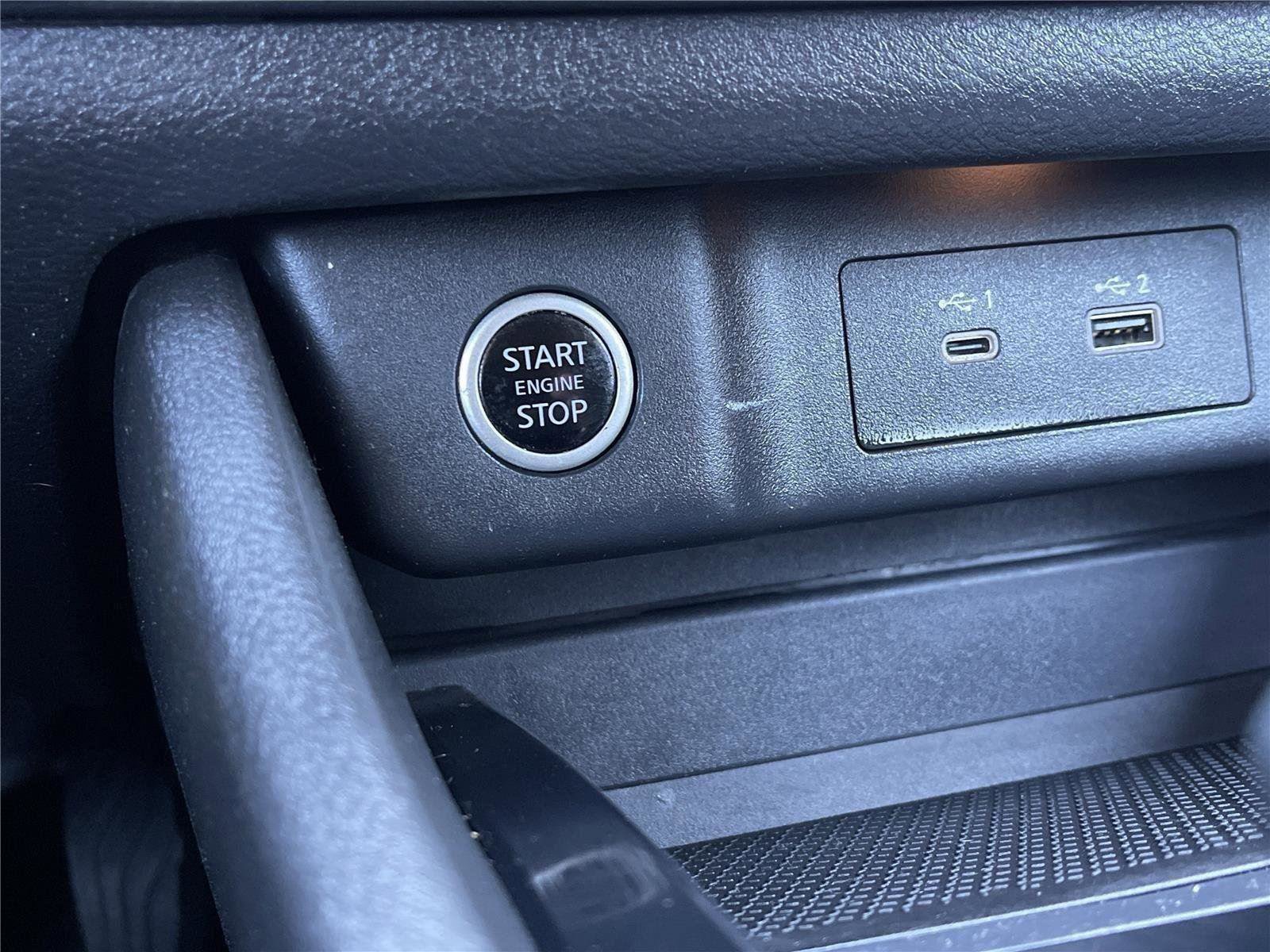 Used 2021 Nissan Rogue SV image 27