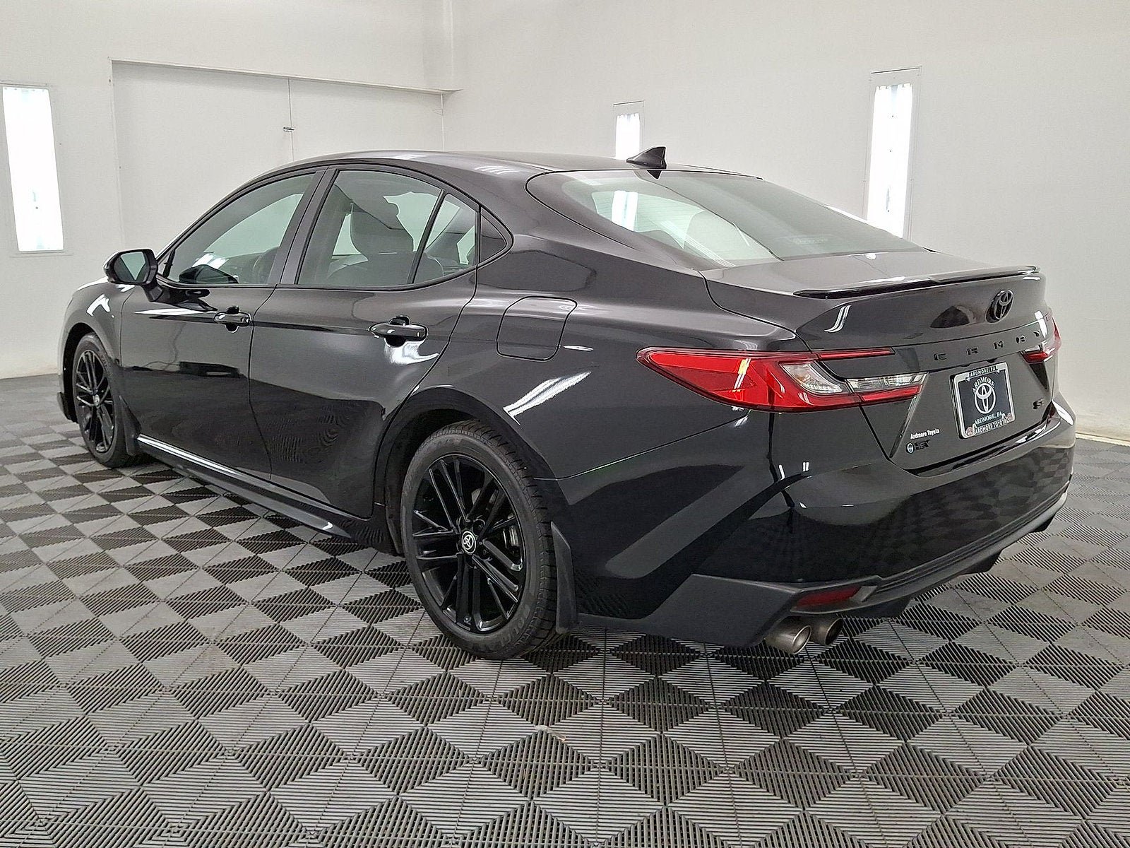 Certified 2025 Toyota Camry SE FWD image 13