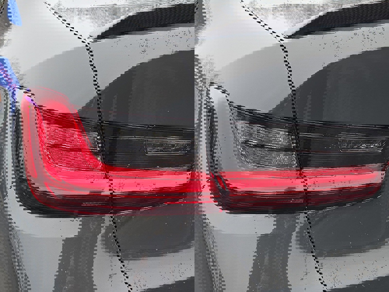 Used 2022 BMW M3 Competition w/ M Carbon Exterior Package image 10