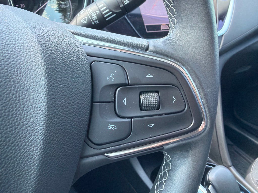 Used 2022 Buick Encore GX Select FWD image 23