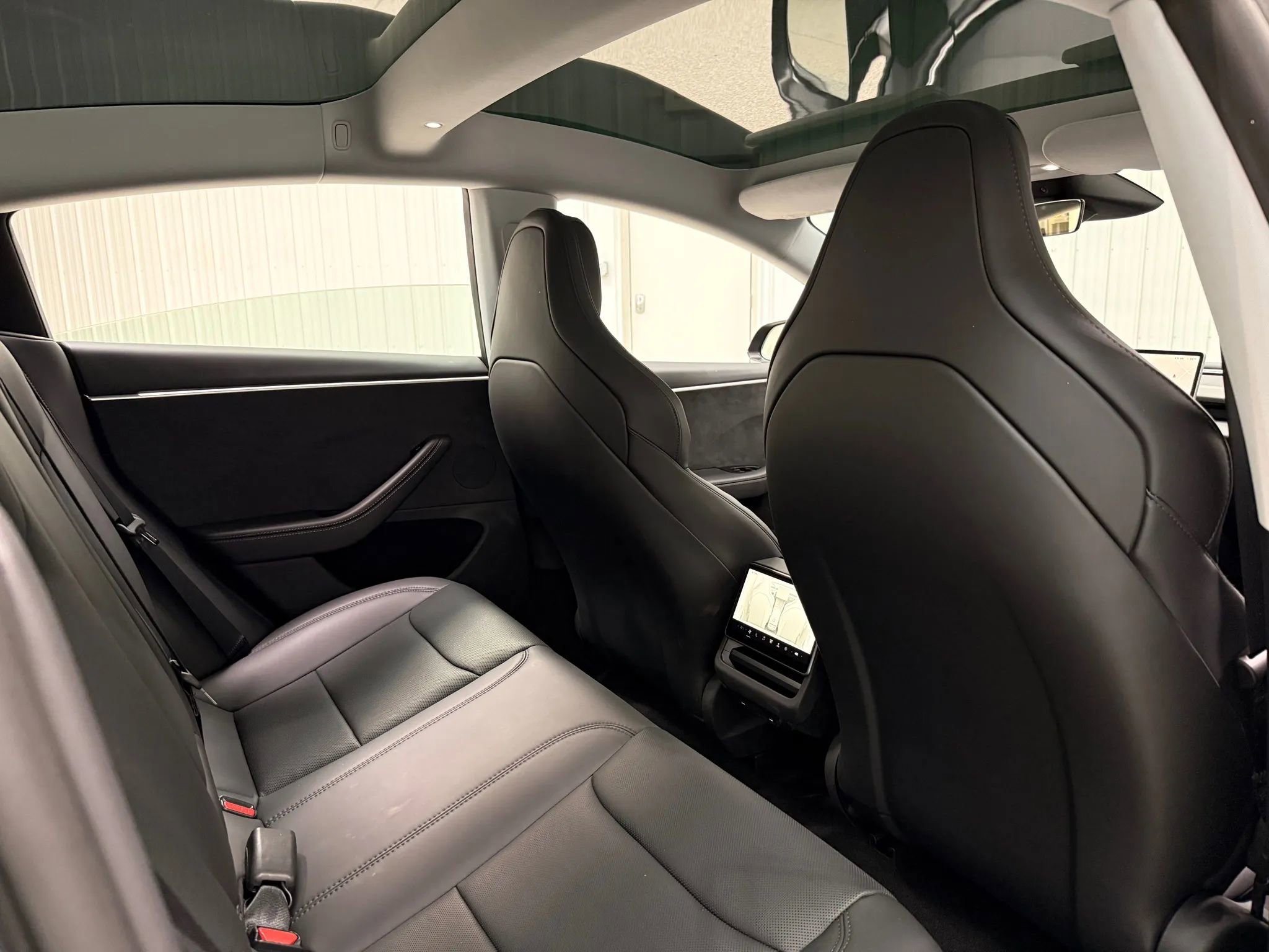 Used 2025 Tesla Model 3 Performance AWD/4WD image 18