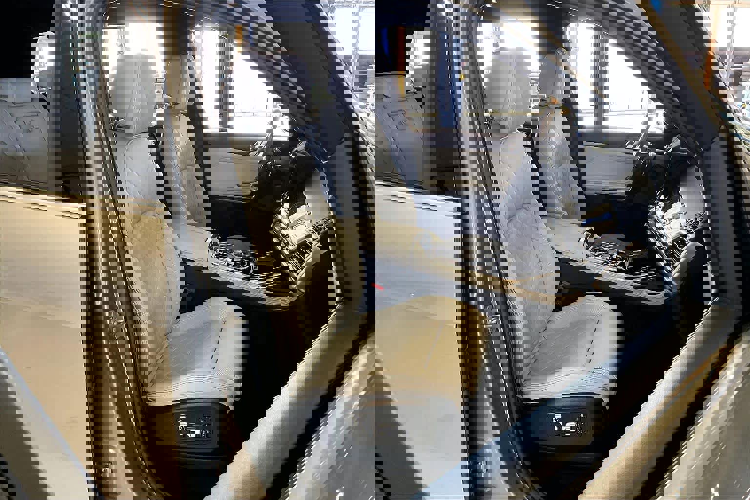 Used 2024 BMW X7 xDrive40i image 8