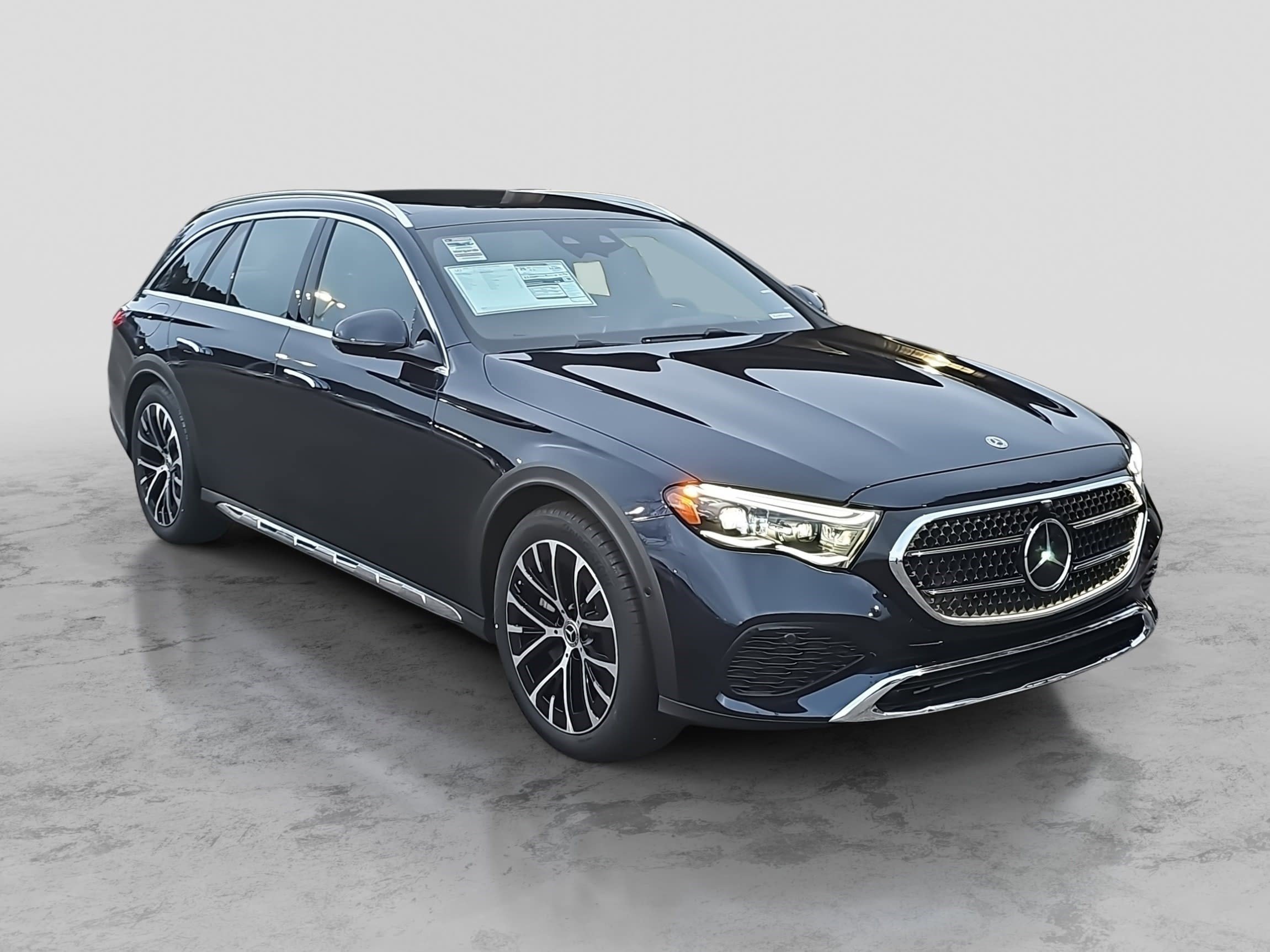 New 2026 Mercedes-Benz E 450 4MATIC All-Terrain Wagon image 3