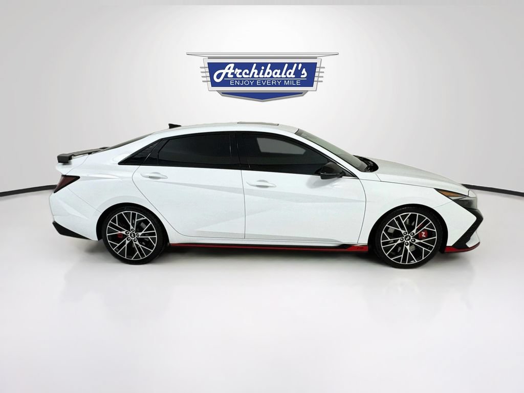 Used 2022 Hyundai Elantra N FWD image 9