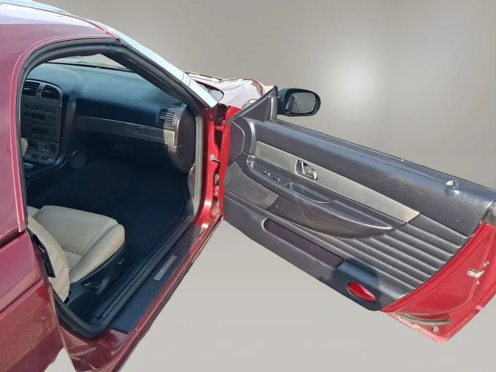 Used 2004 Ford Thunderbird RWD image 30