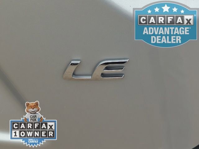 Used 2025 Toyota Corolla LE image 30