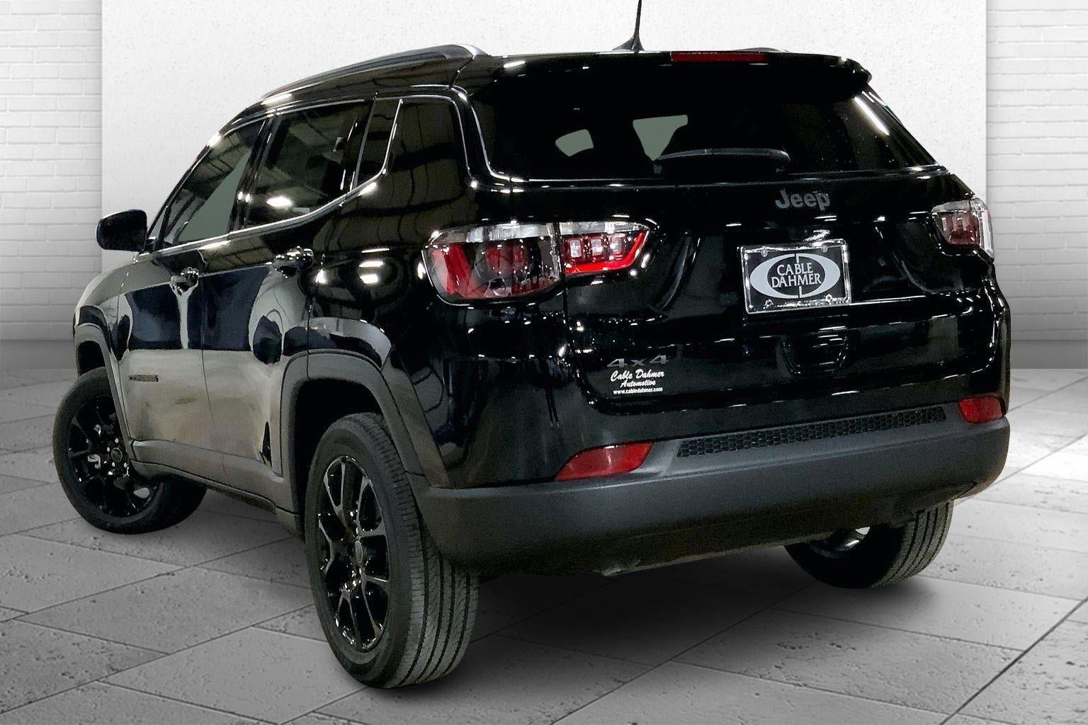 New 2026 Jeep Compass Latitude AWD/4WD image 3