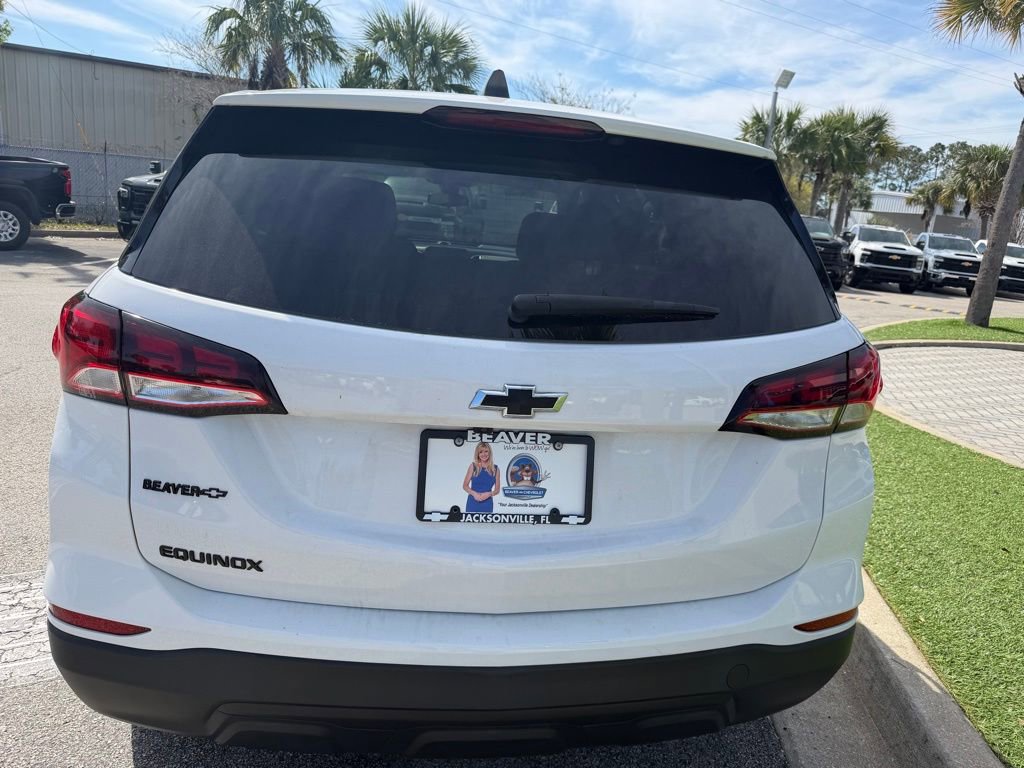 Used 2023 Chevrolet Equinox LS w/ LS Convenience Package image 5