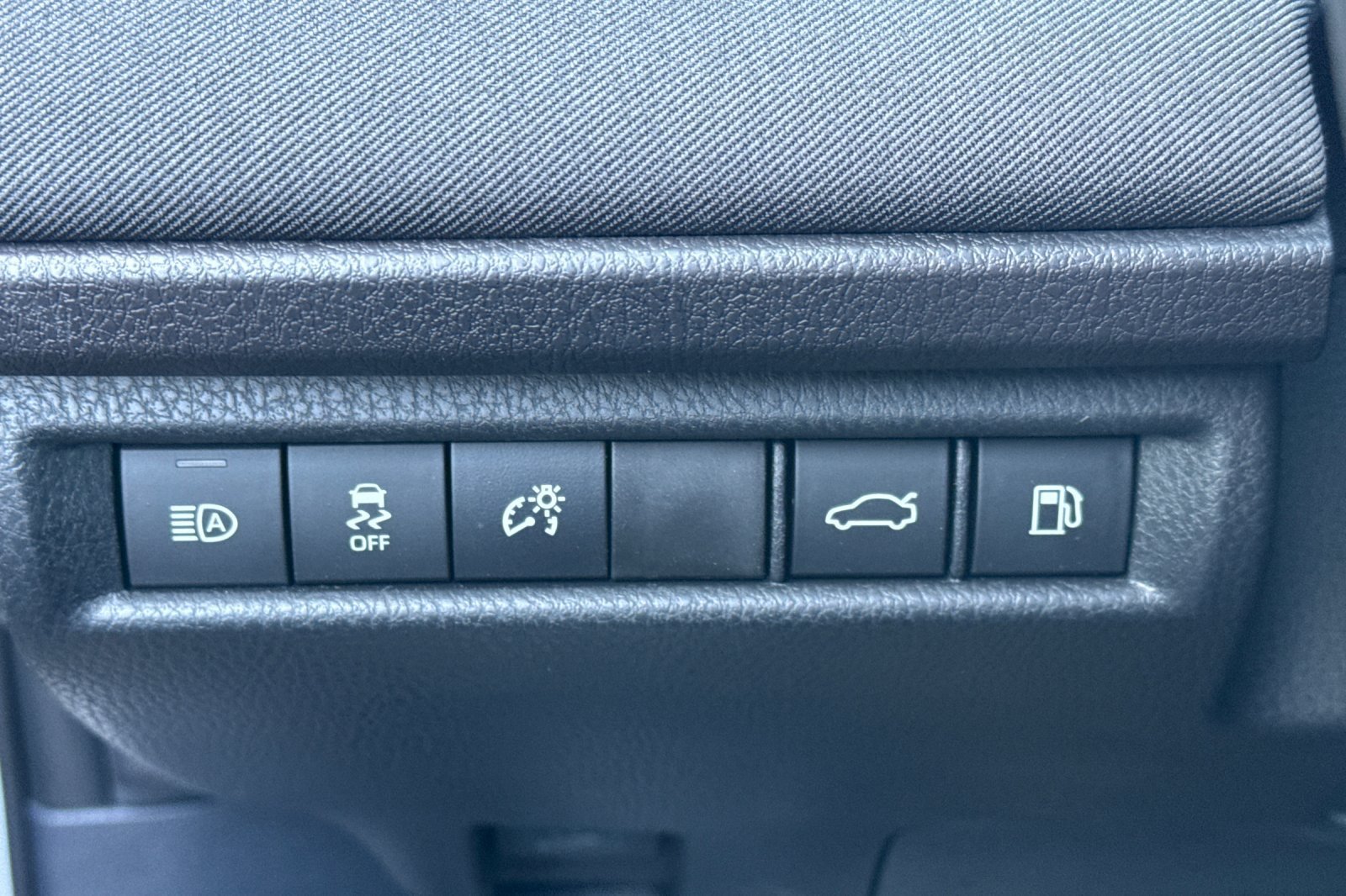 Certified 2026 Toyota Camry LE FWD image 33