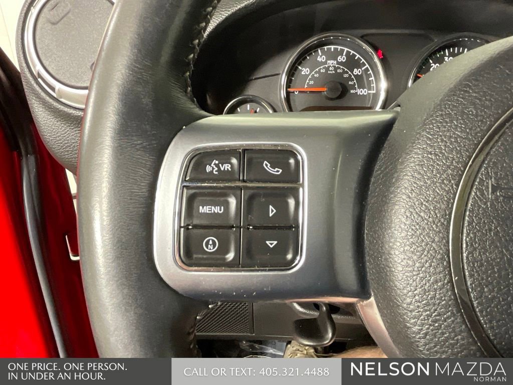 Used 2016 Jeep Wrangler Unlimited Rubicon image 44