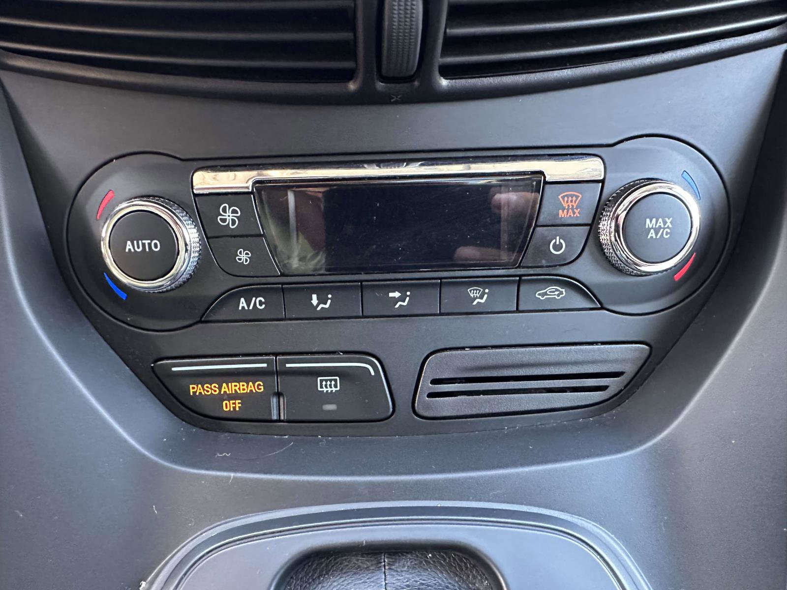 Used 2016 Ford Escape SE w/ Equipment Group 201A image 26