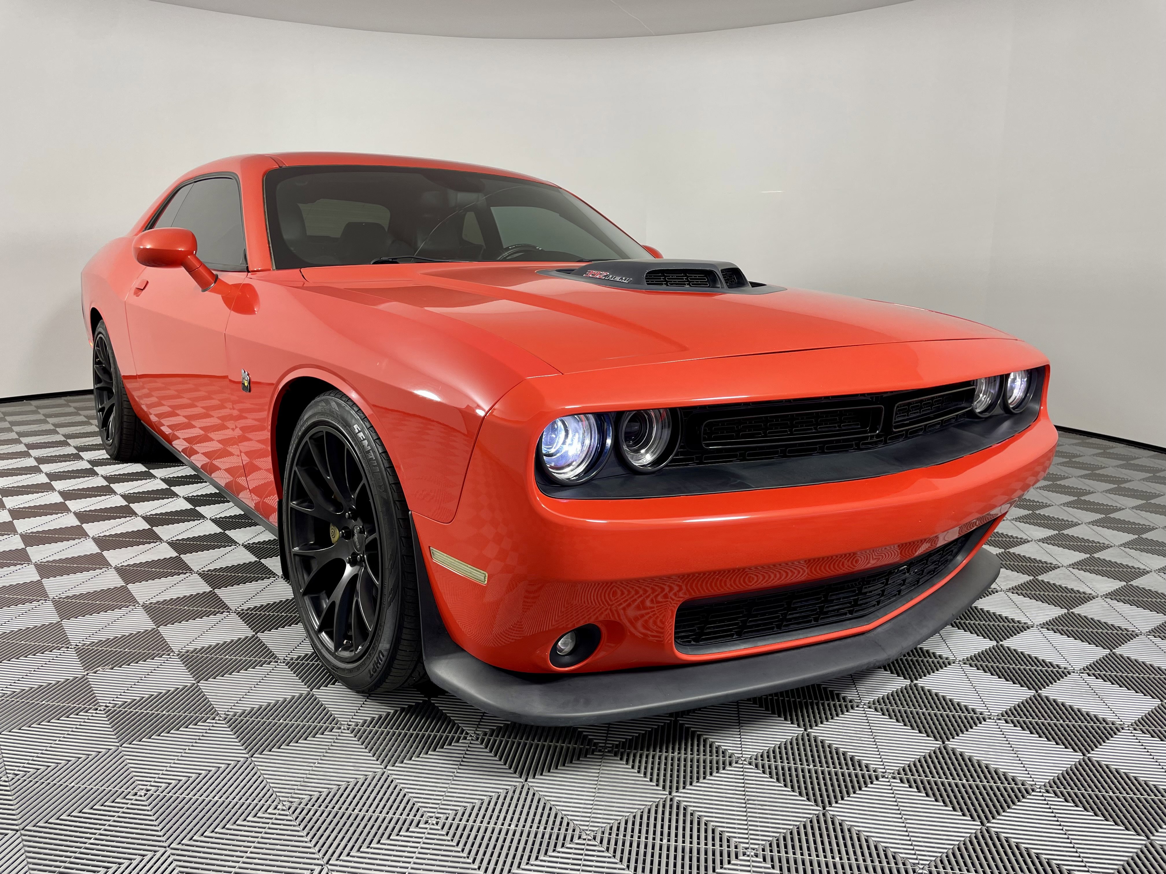Used 2016 Dodge Challenger R/T Scat Pack image 8