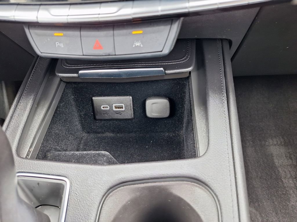 Certified 2024 Cadillac XT4 Premium Luxury image 20