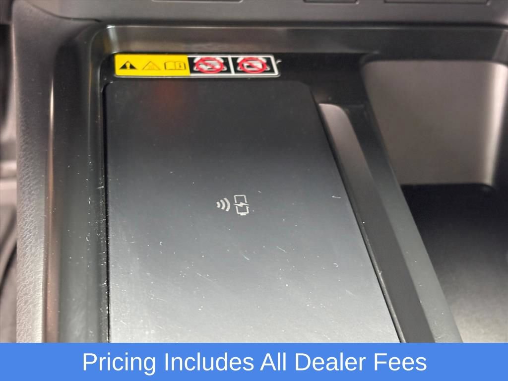 Used 2025 Toyota Camry SE w/ Convenience Package AWD/4WD image 15