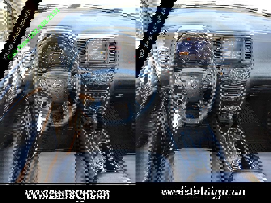 Used 2019 Nissan Pathfinder SL image 19