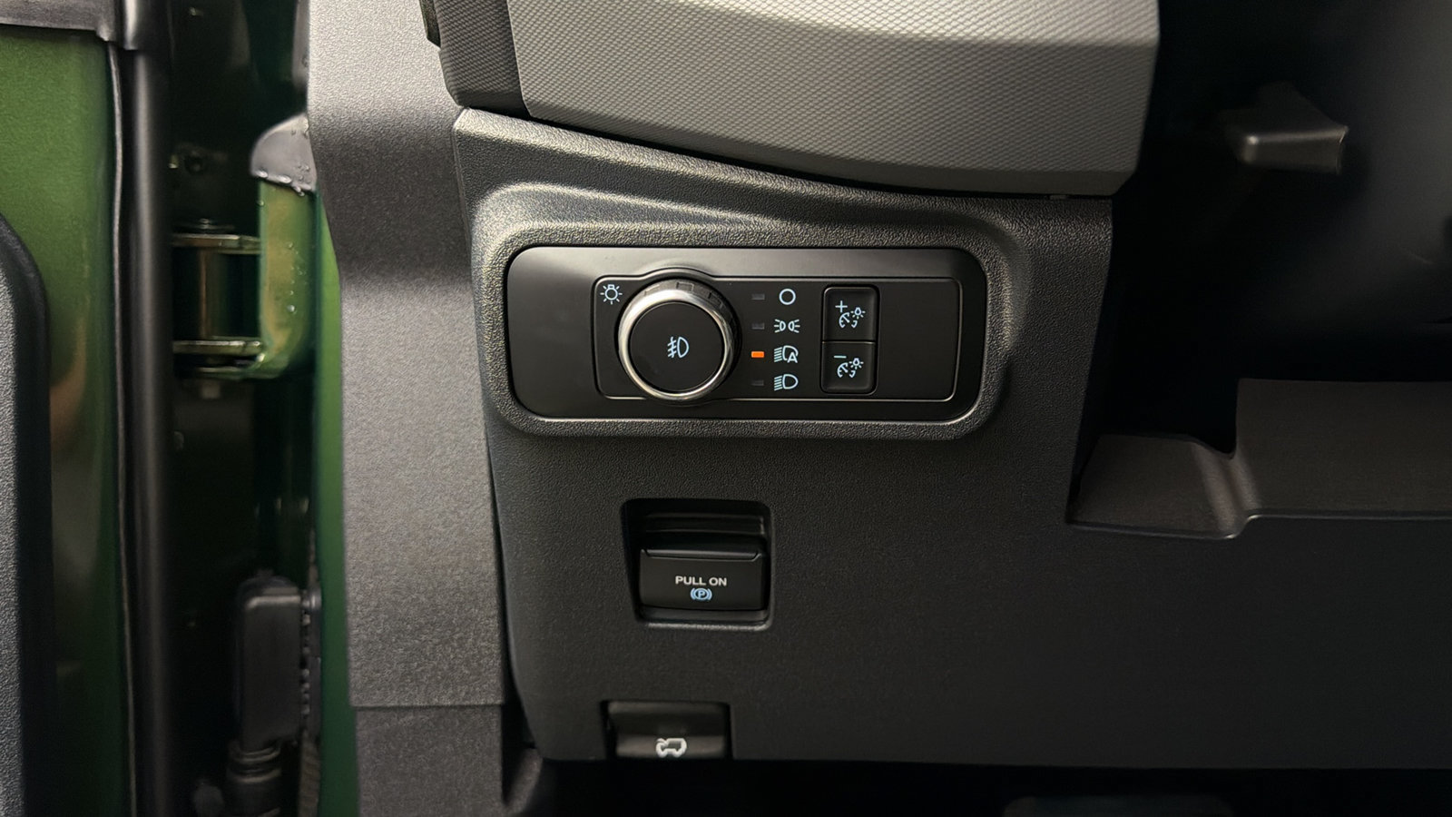 Used 2024 Ford Bronco Black Diamond AWD/4WD image 24